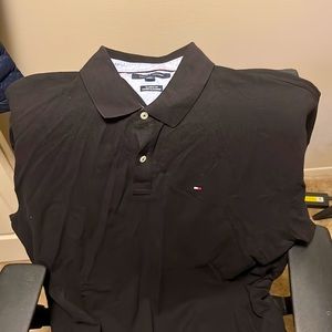 Tommy Hilfiger short sleeve polo, worn once too big.